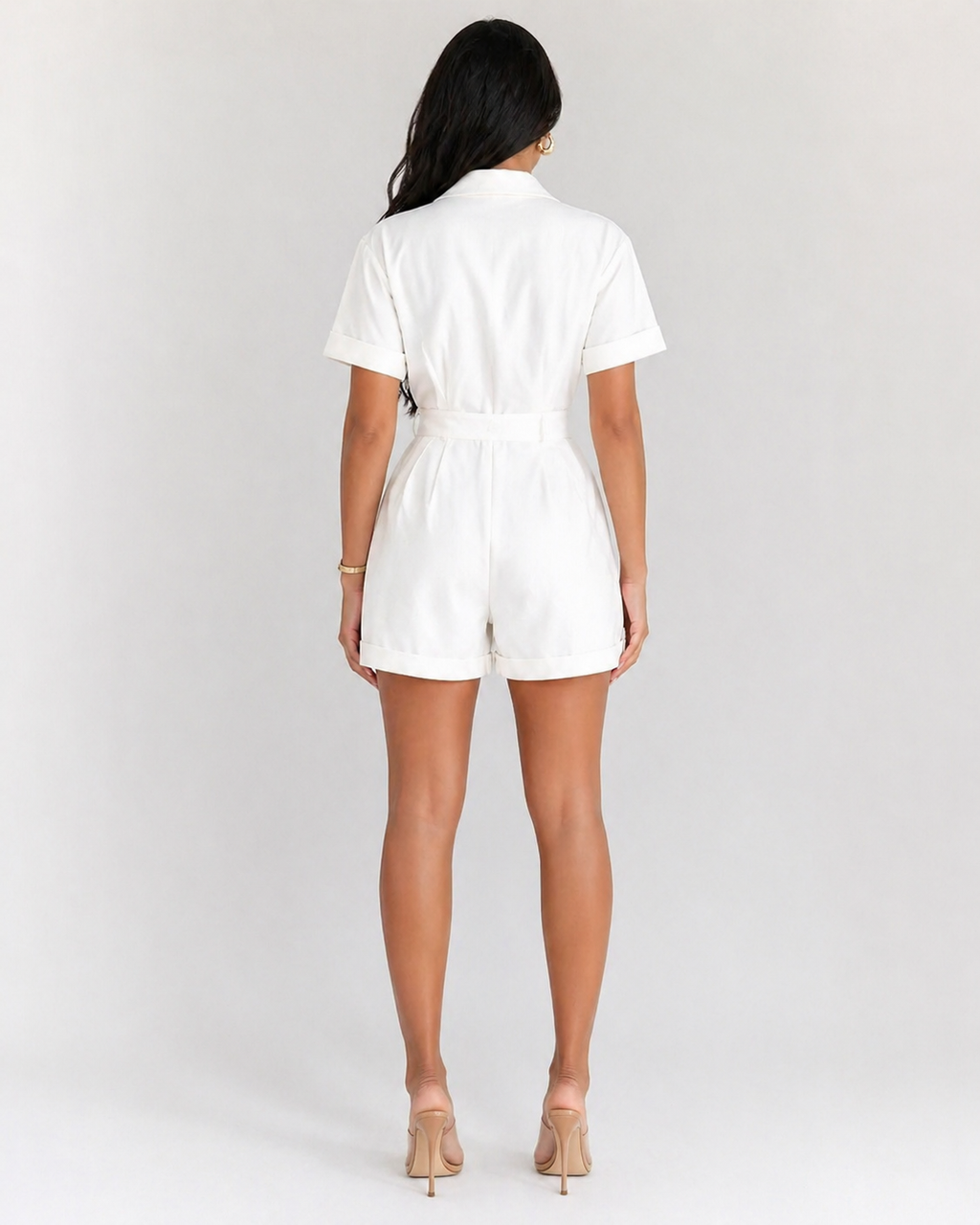 Mono Corto Blanco Amara — Escote Cruzado y Short Sastre